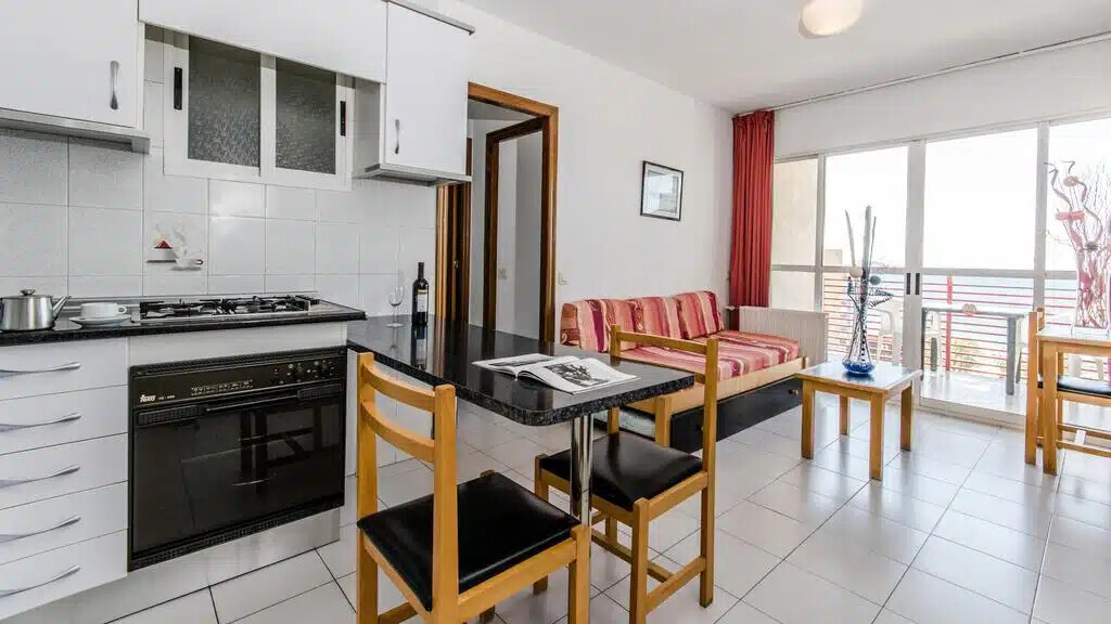 Apartamentos El Faro